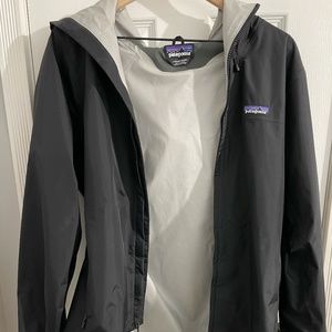 Patagonia Women's Large Rain Jacket